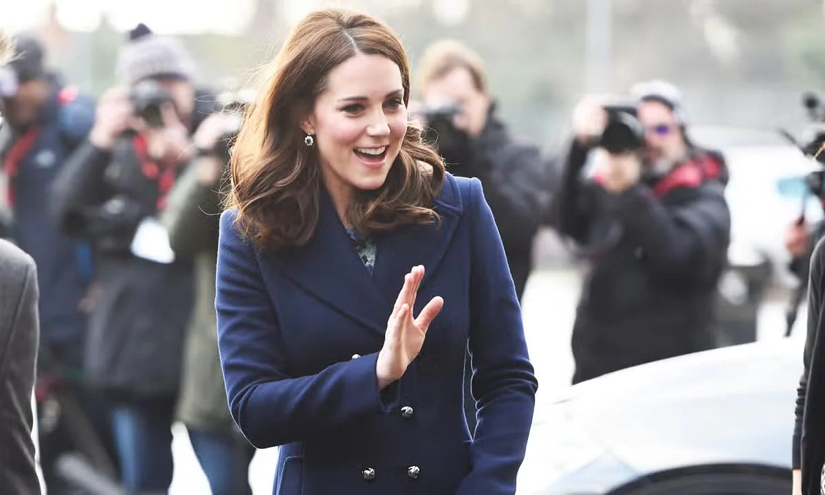A LIST DUTCHESS NAVY COAT