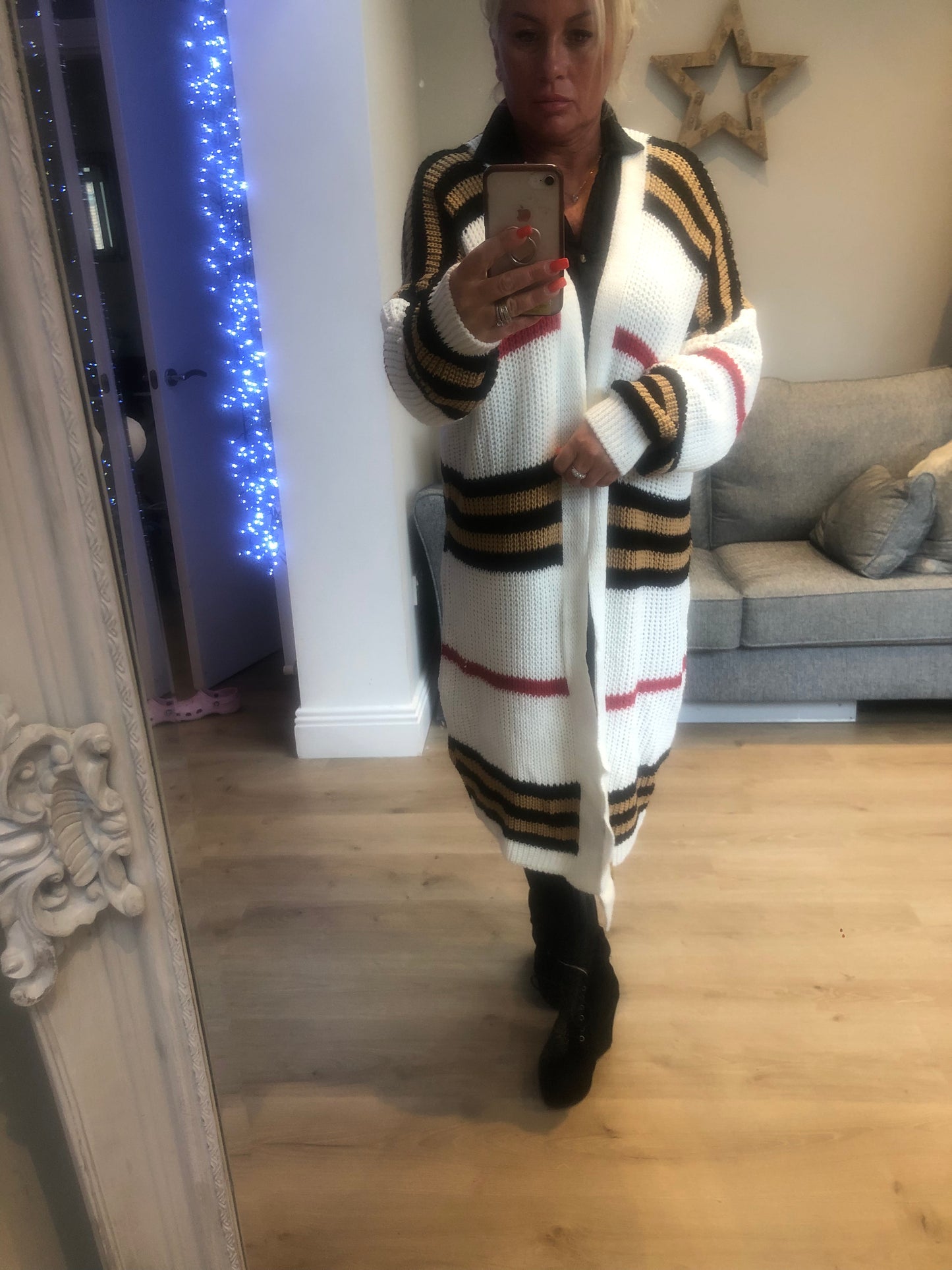 BURB INSPO CARDI