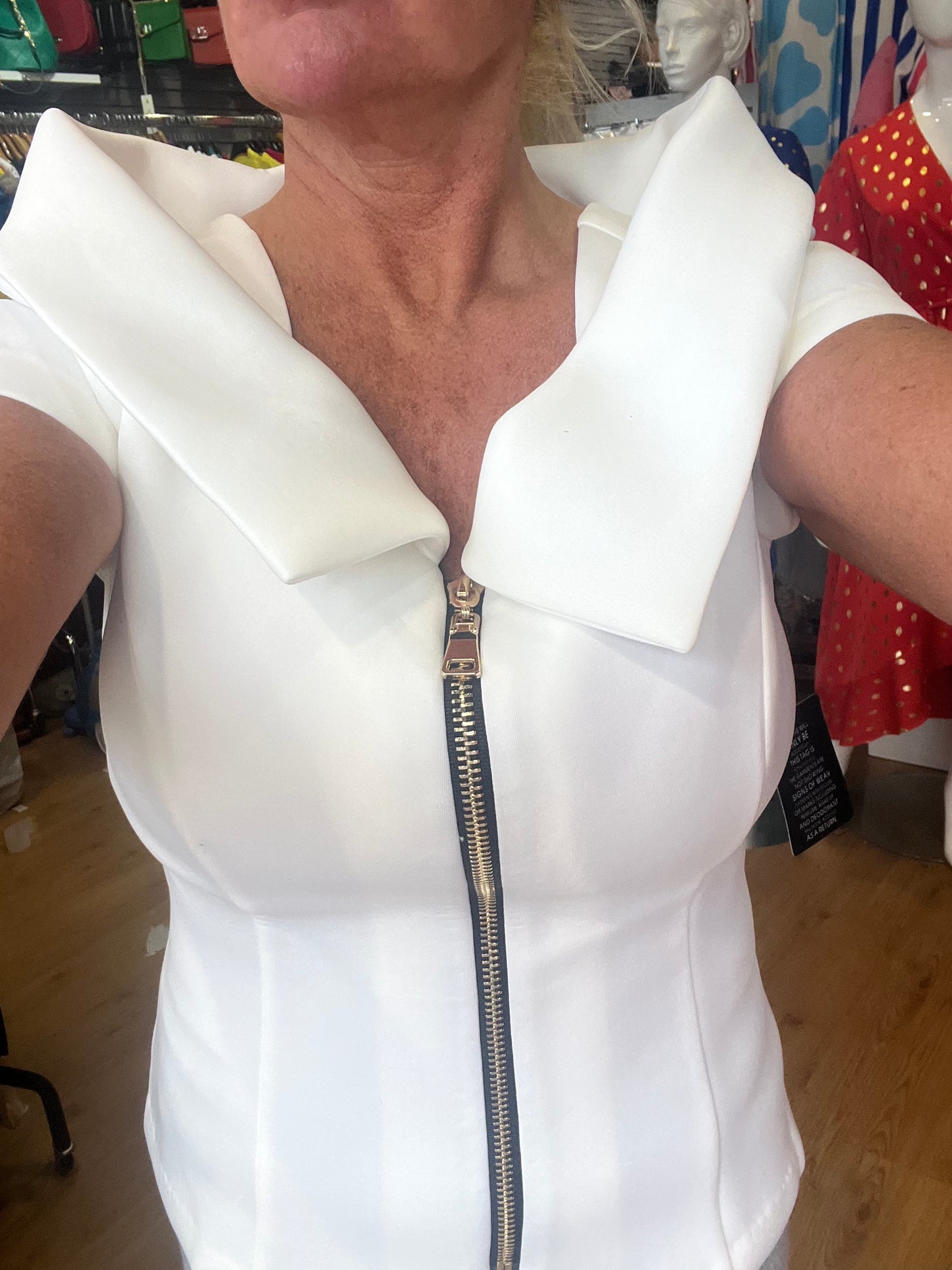 WHITE ELEGANT ZIP BUSTIER