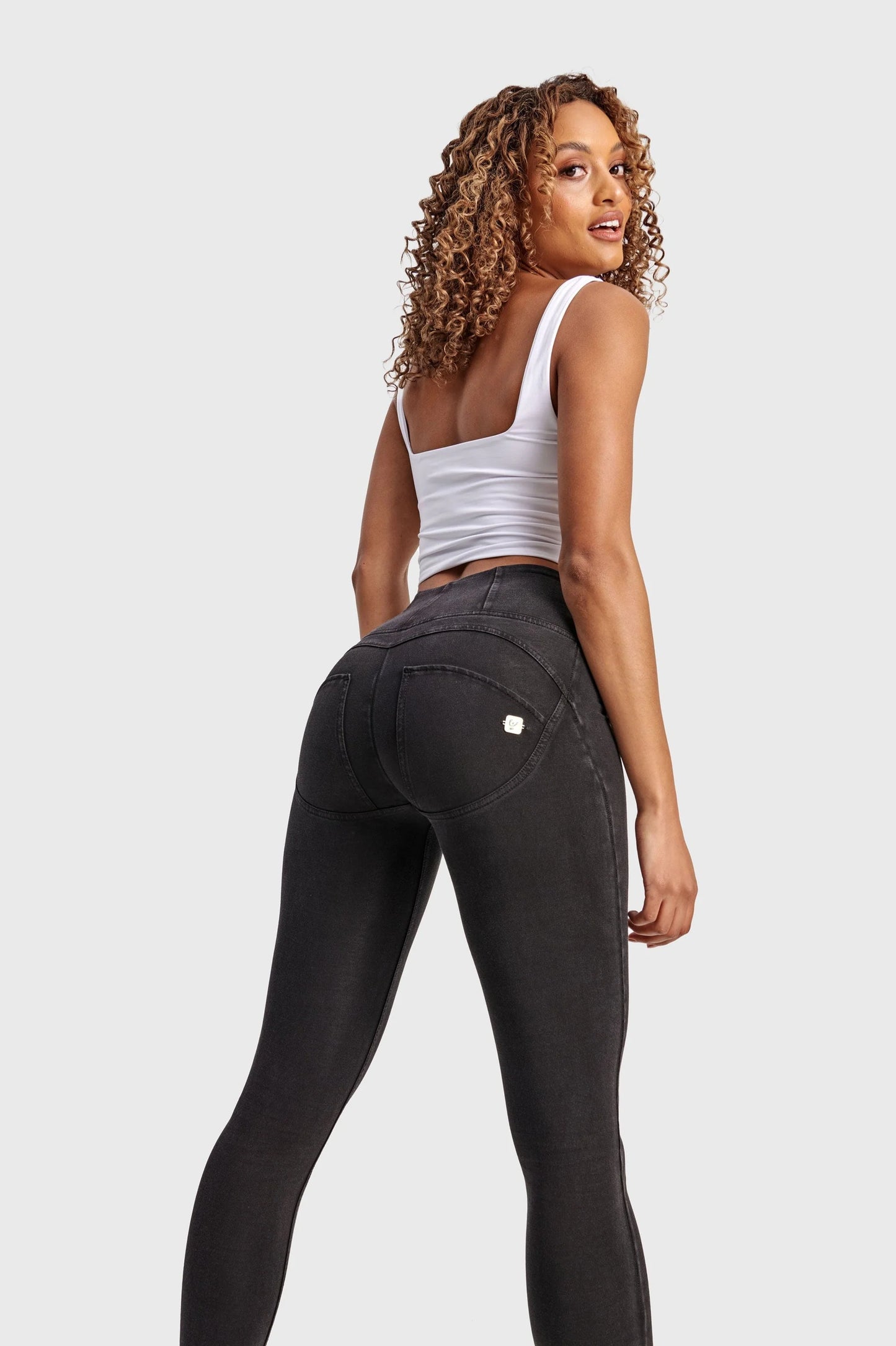 AMAZING FREDDYS ZIP HIGH-RISE SKINNY SHINY ORGANIC BLACK