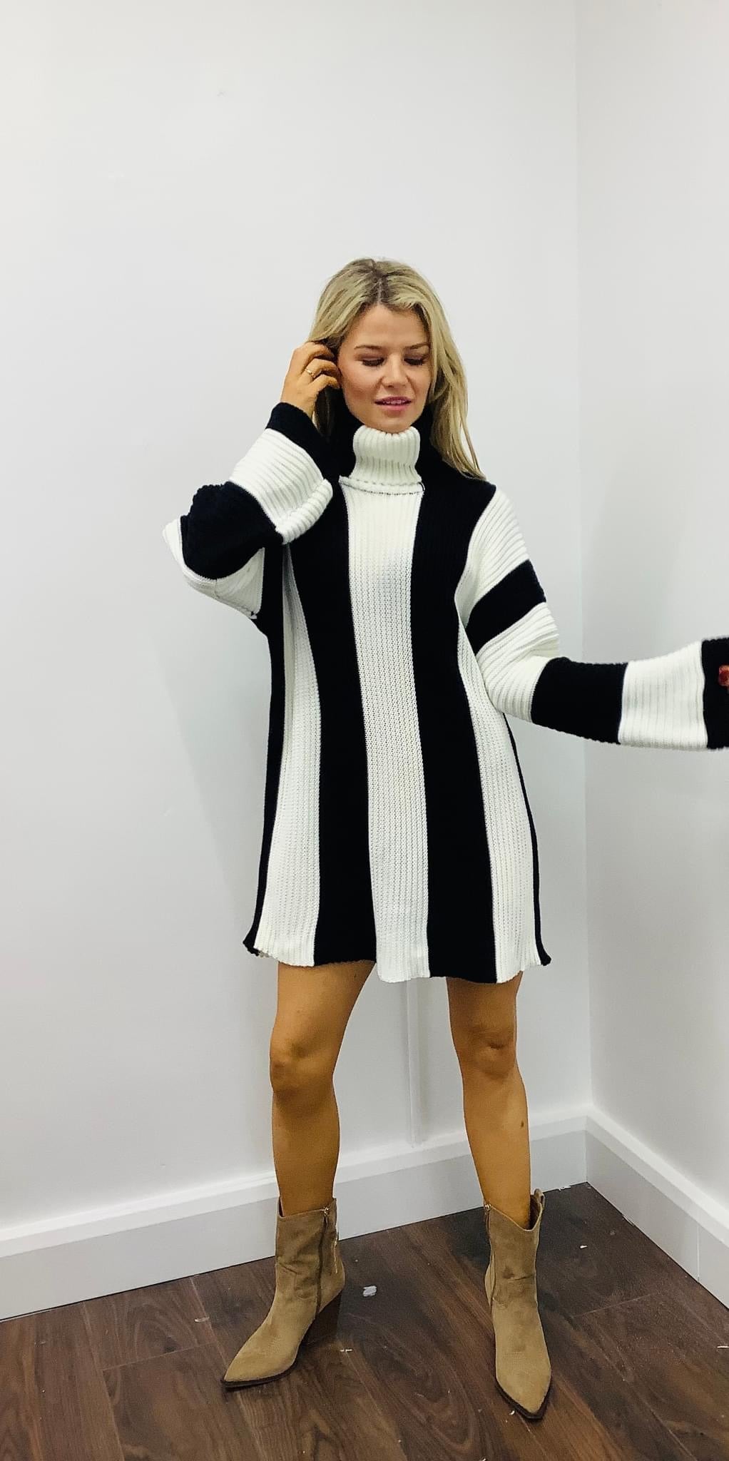 LARA STRIPE KNIT DRESS Black LARA STRIPE KNIT DRESS Black