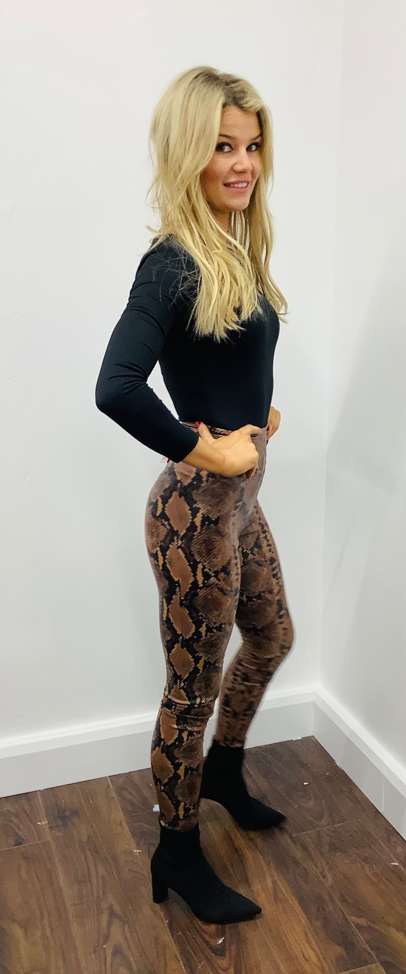 COMMANDO FAUX SNAKE SKIN LEGGING
