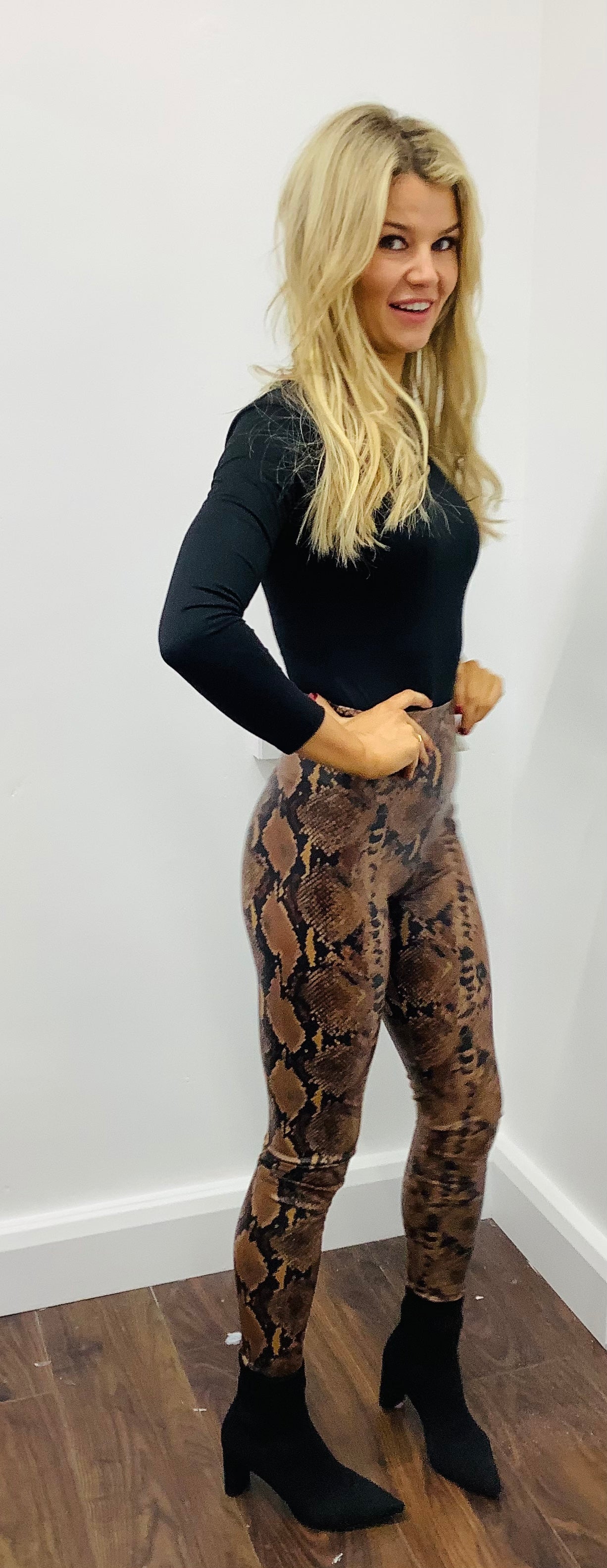COMMANDO FAUX SNAKE SKIN LEGGING