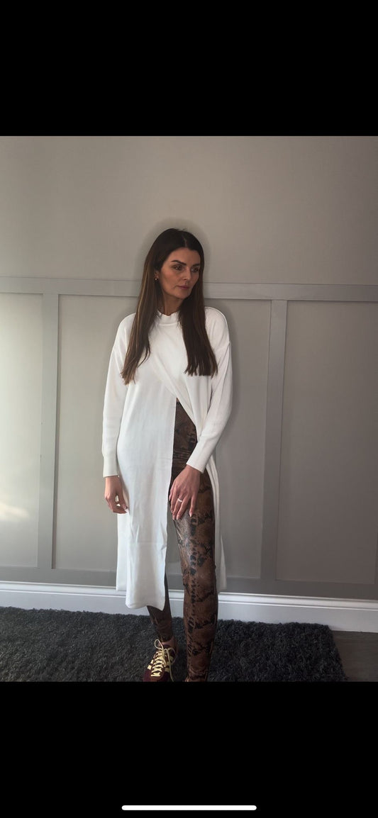 LARAS FASHION WHITE SPLIT  CARDI DRESS