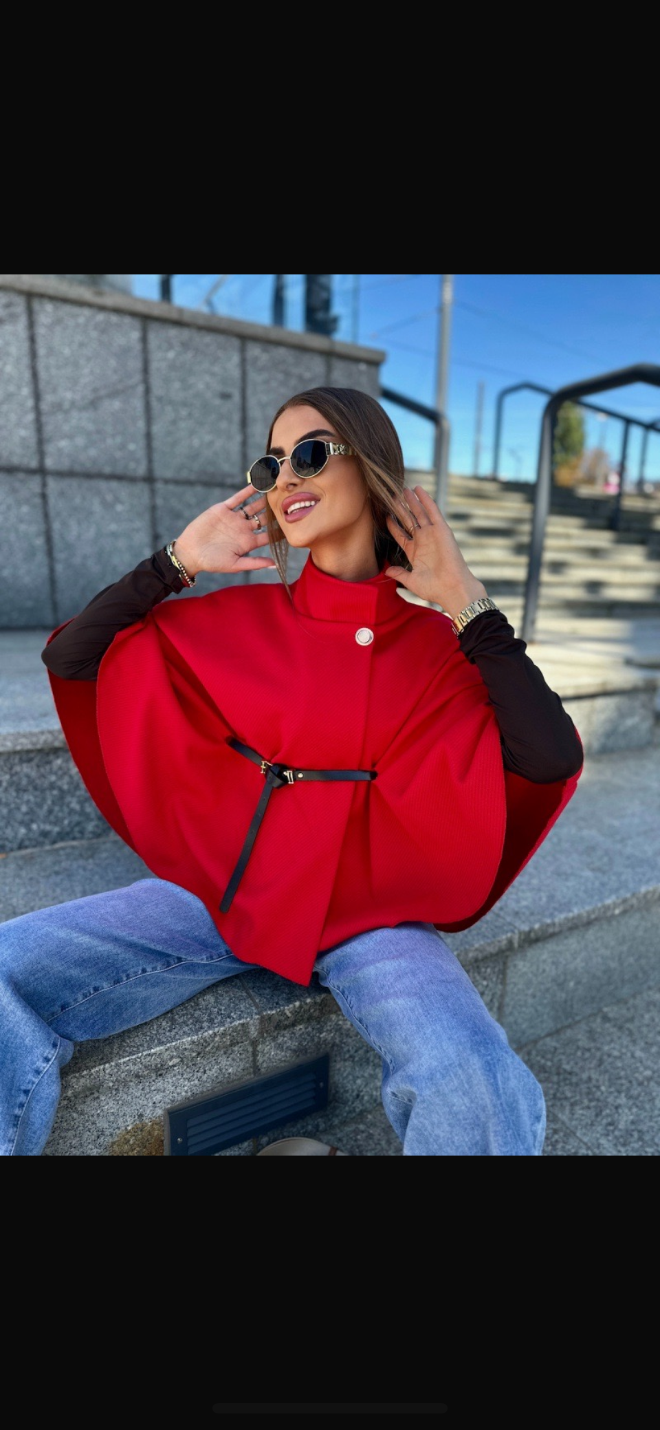 LARAS FASHION BELTED CAPE RED