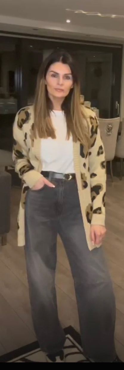 LARAS LEOPARD CARDI