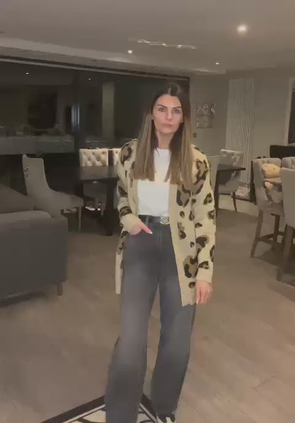 LARAS LEOPARD CARDI